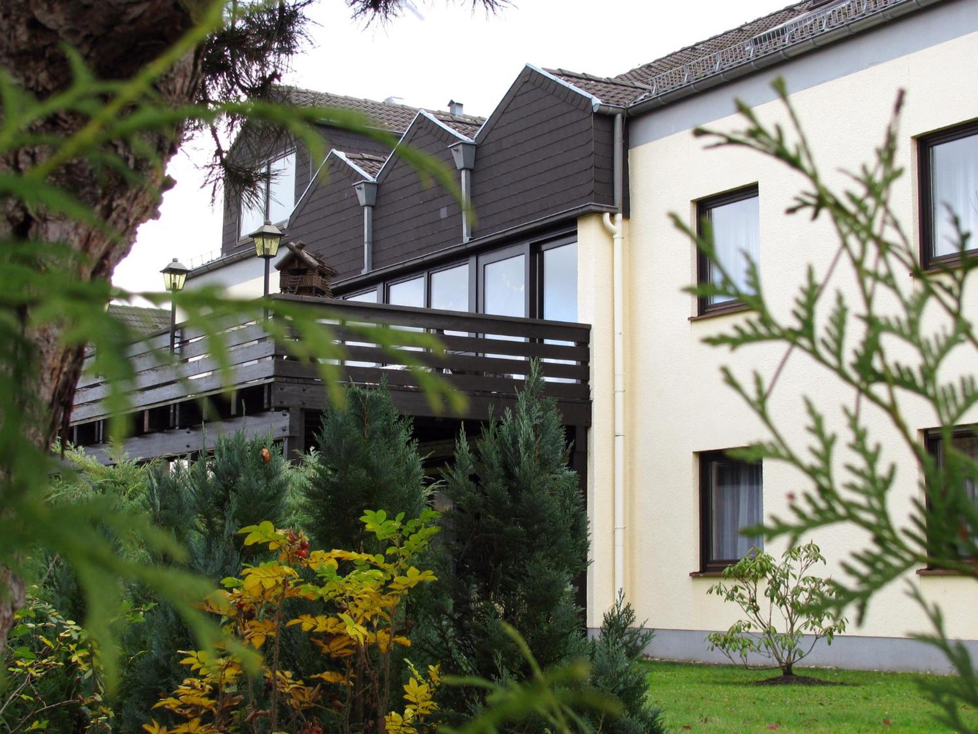 Hotel Haus Salzberg Garni Schleiden Esterno foto